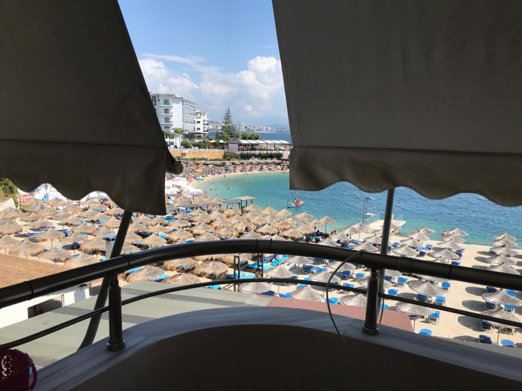 Leon Sea View Apartment ซารานเดอ ภายนอก รูปภาพ