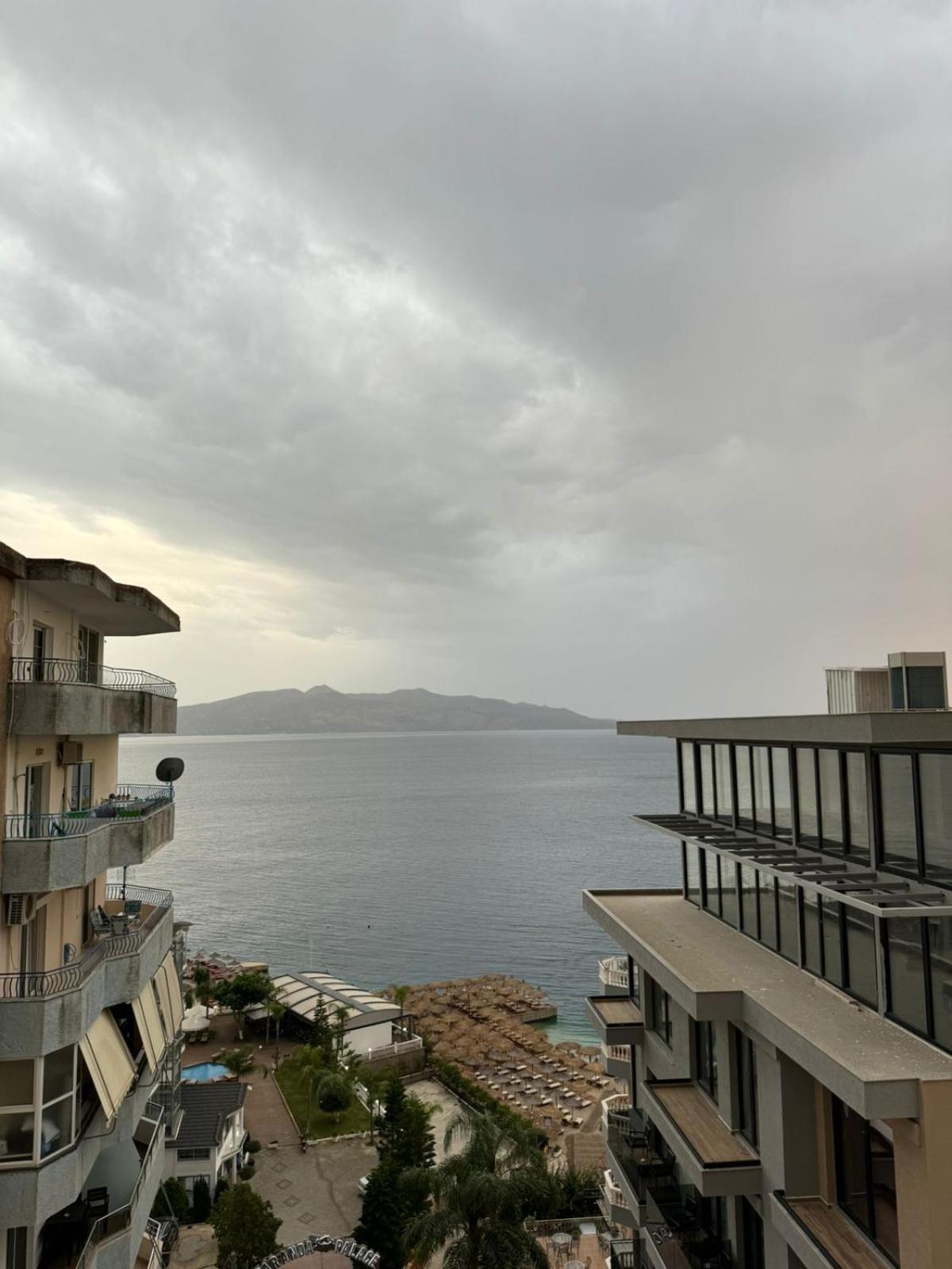 Leon Sea View Apartment ซารานเดอ ภายนอก รูปภาพ