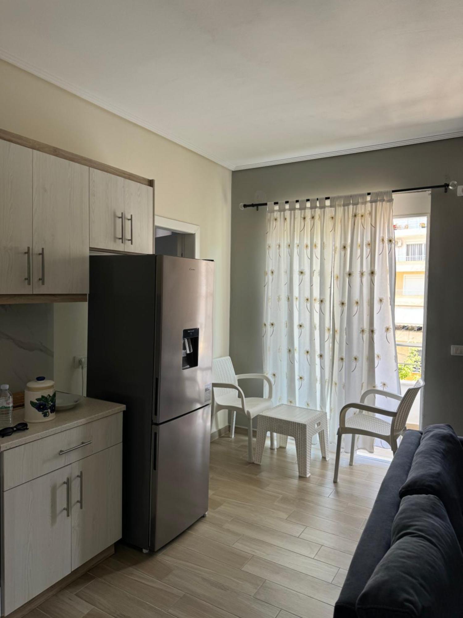 Leon Sea View Apartment ซารานเดอ ภายนอก รูปภาพ